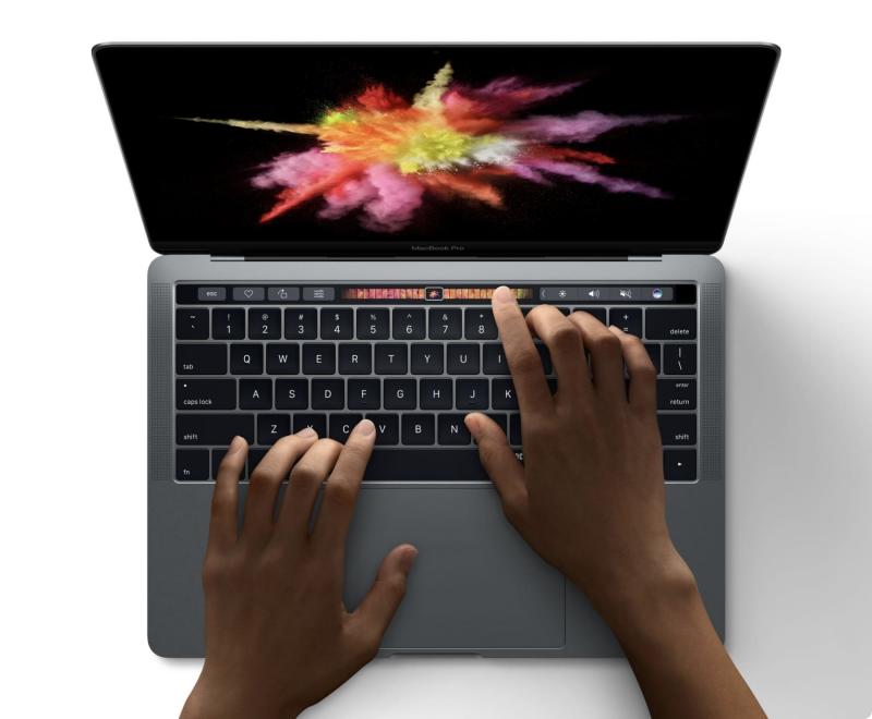Завис, перестал работать Touch Bar на MacBook Pro. Решение