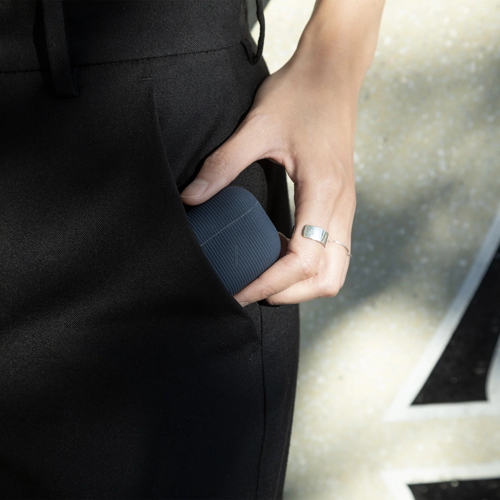 APCSE-CRVE-IND-V2, CURVE CASE чехол защитный для AIRPODS 3, цвет: индиго