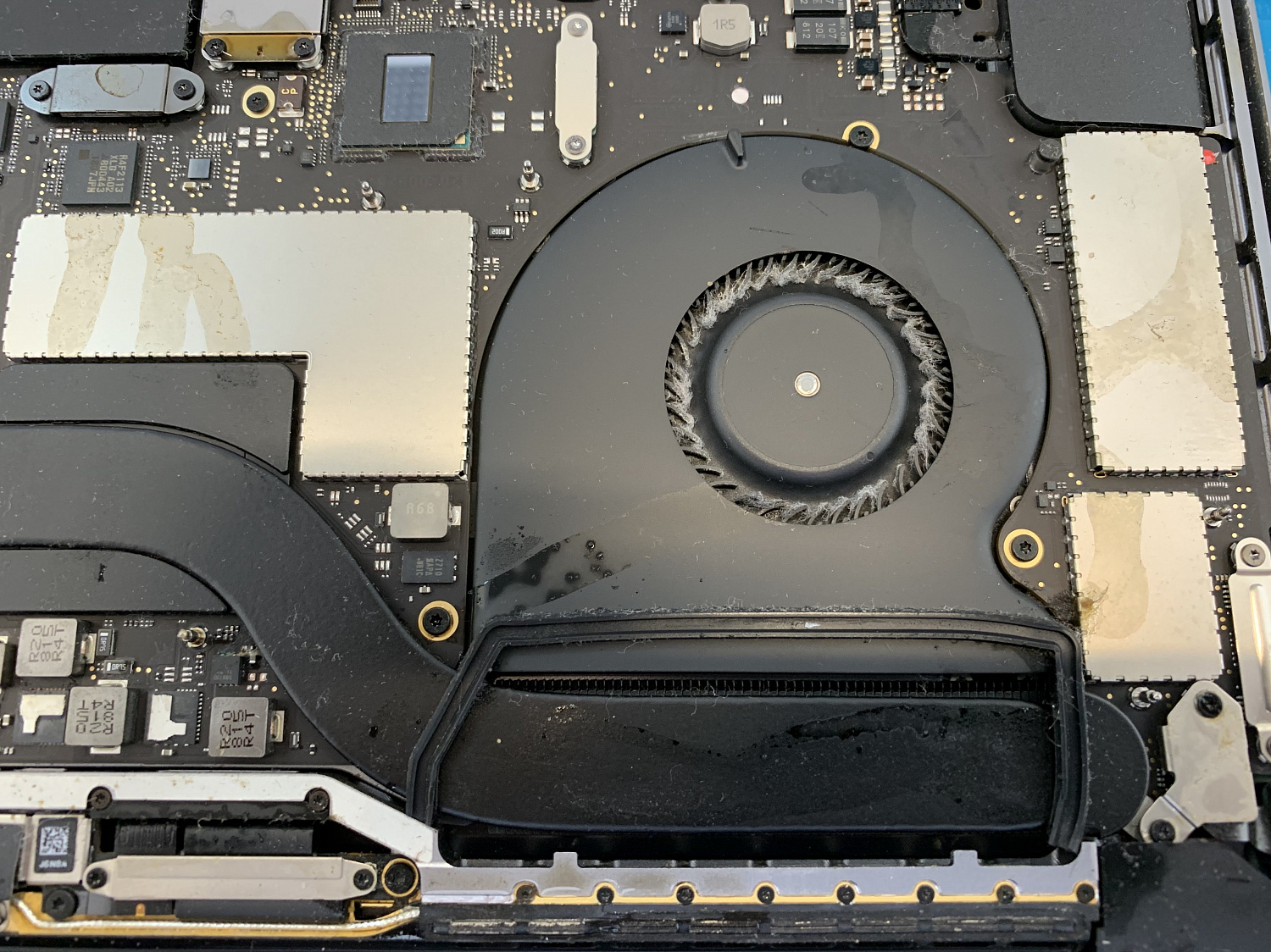 Покупка Б/У Apple Mac, на что обратить внимание?